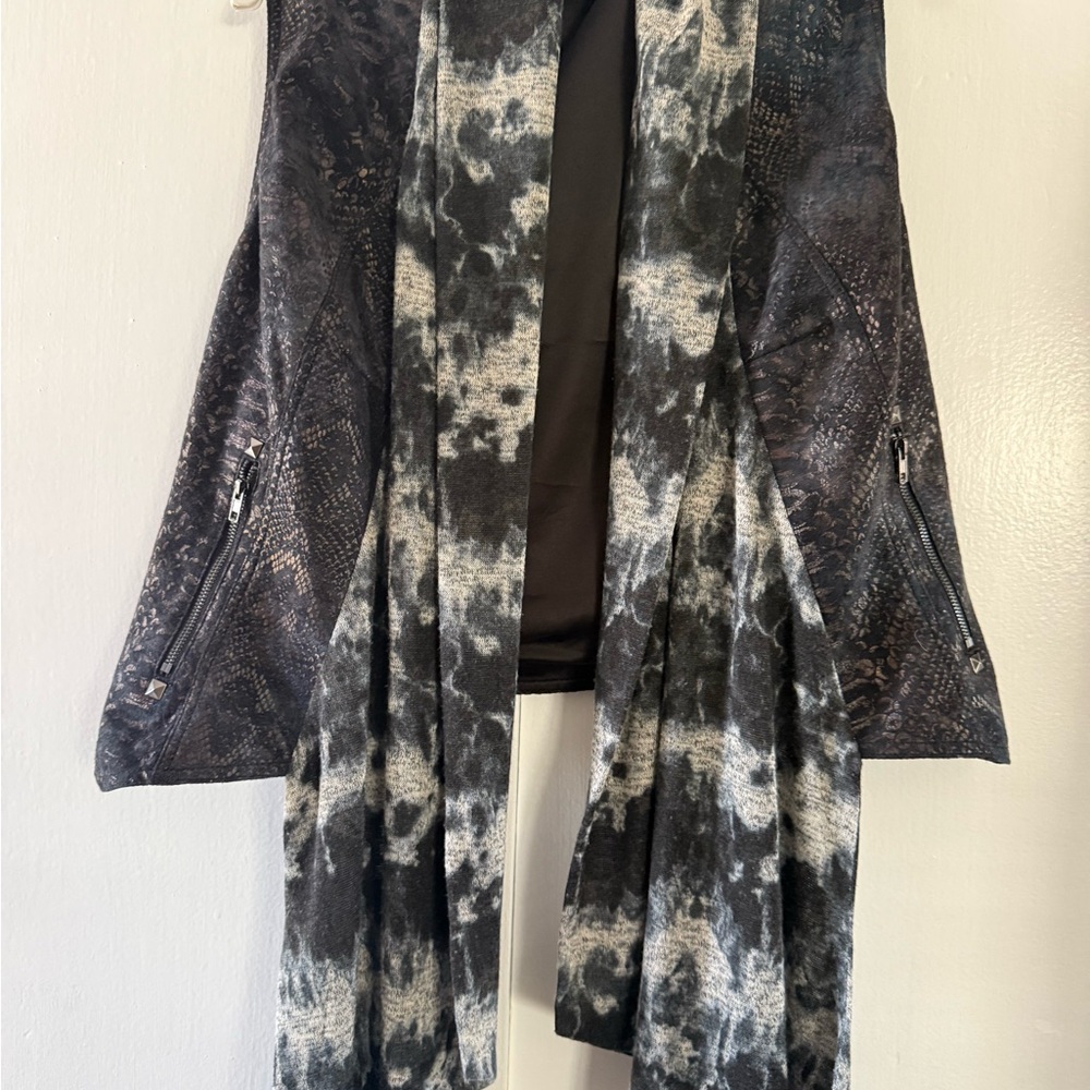 Alberto Makali Black and Gray Textured Vest